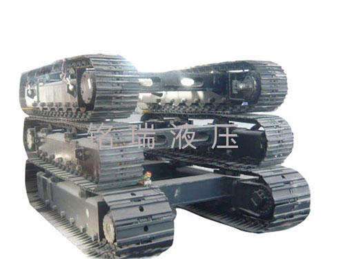 135鋼制履帶底盤(pán)